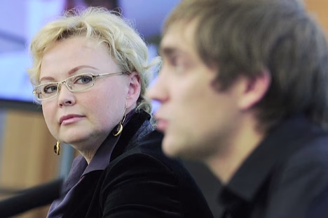 idann-eiioadaioey-dinneeneiai-ieeioa-oidioeu-1-a-iaodiaa