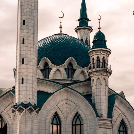 “Cada uno cree a su manera, pero todos creemos en un mismo Dios” | Rusia Hoy