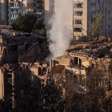 Rusia ataca Ucrania: 13 muertos, dos niños y un cráter en Polonia